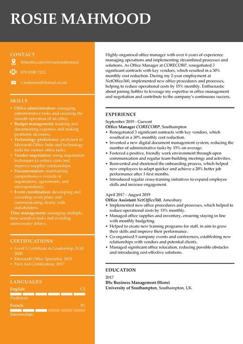 Exemplu de CV realizat în LiveCareer builder